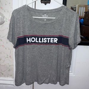 Hollister women’s cropped easy tee size large